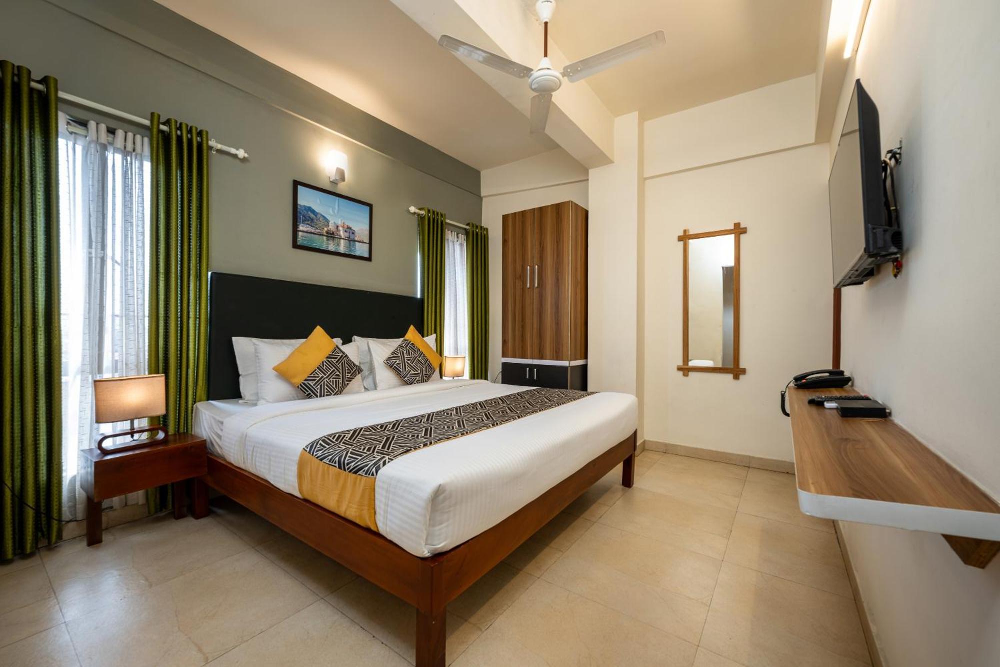 Cj Grande By Jesway Hotels & Resorts Kochi 外观 照片